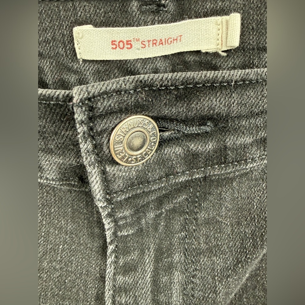 Levi’s 505 Straight Jeans Women’s W33 L30 Black Mid Rise Denim Classic - Picture 4 of 8